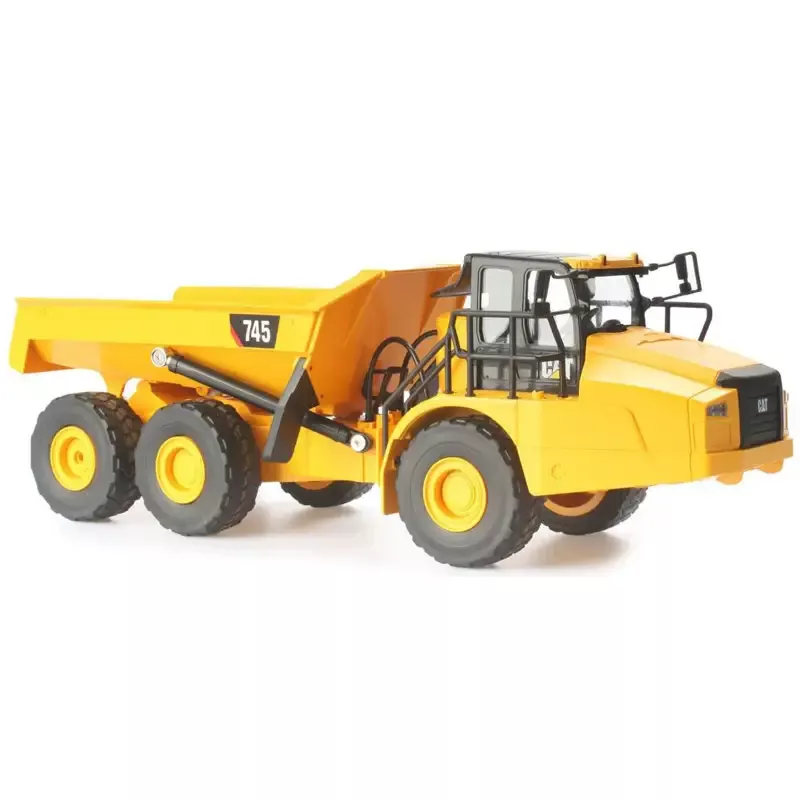 1:24 Caterpillar 745 Articulated Truck (includes batteries)