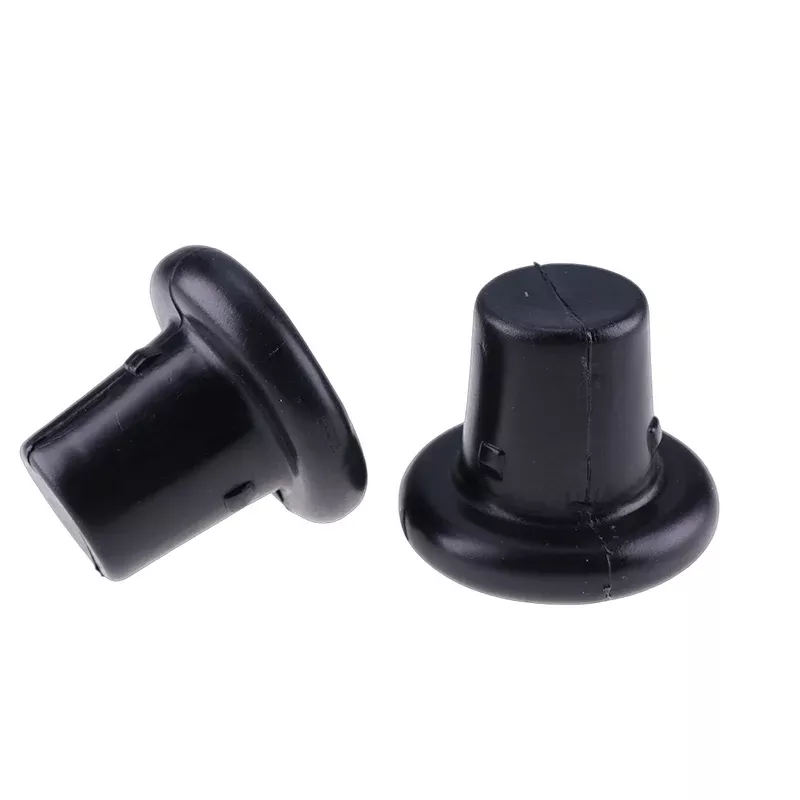 2 PCS Coolant Tank Cap 6702797 for Bobcat 743 751 753 763 773 7753 843 853 313 453 533 543 553 632 642 645 653 S130 MT52 MT55 1600